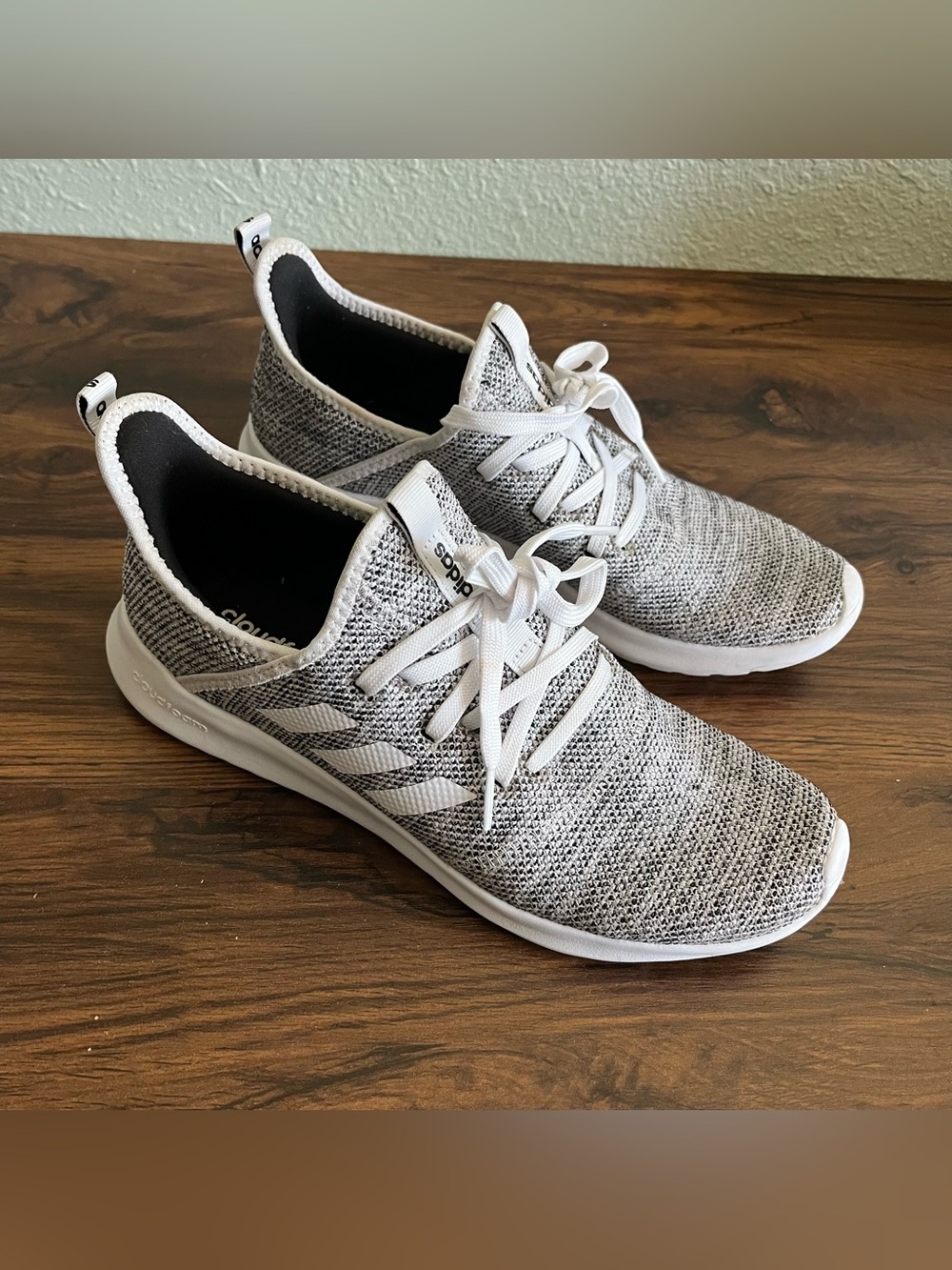 Adidas Cloudfoam Pure Running Trail Shoes Sneakers Gray White Women’s 9